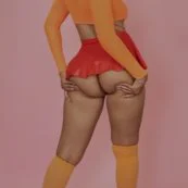 had us looking under a rock for them pussy pics lol image 6