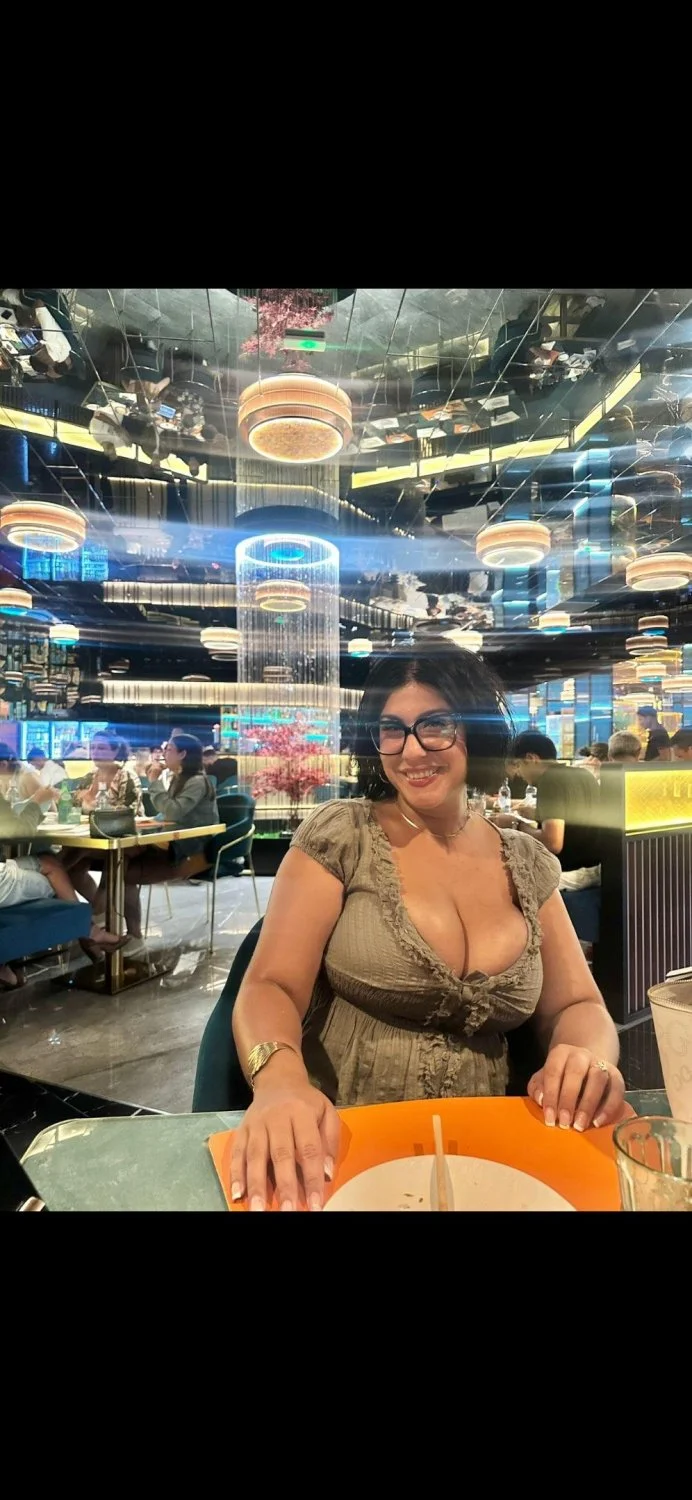 Todos tenemos una tía que tiene unas tetotaz image 2