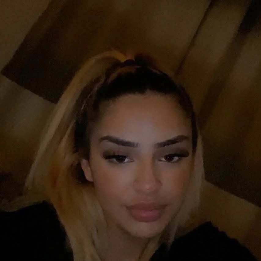Sexy lady image 1