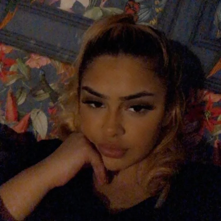 Sexy lady image 3