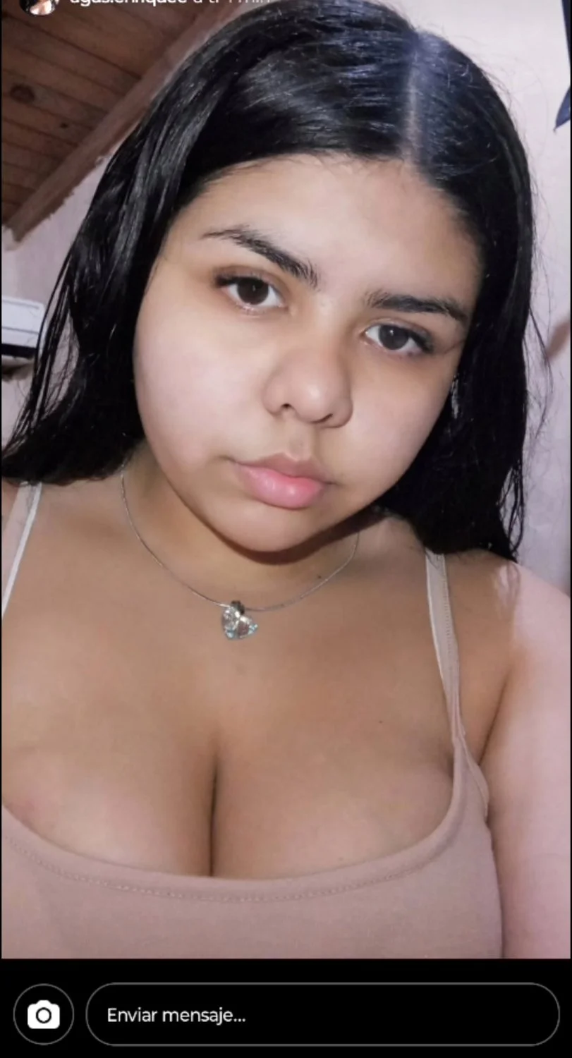Gordibuena tetona de berazategui argentina infiel egresada filtrada nudes instagram image 2