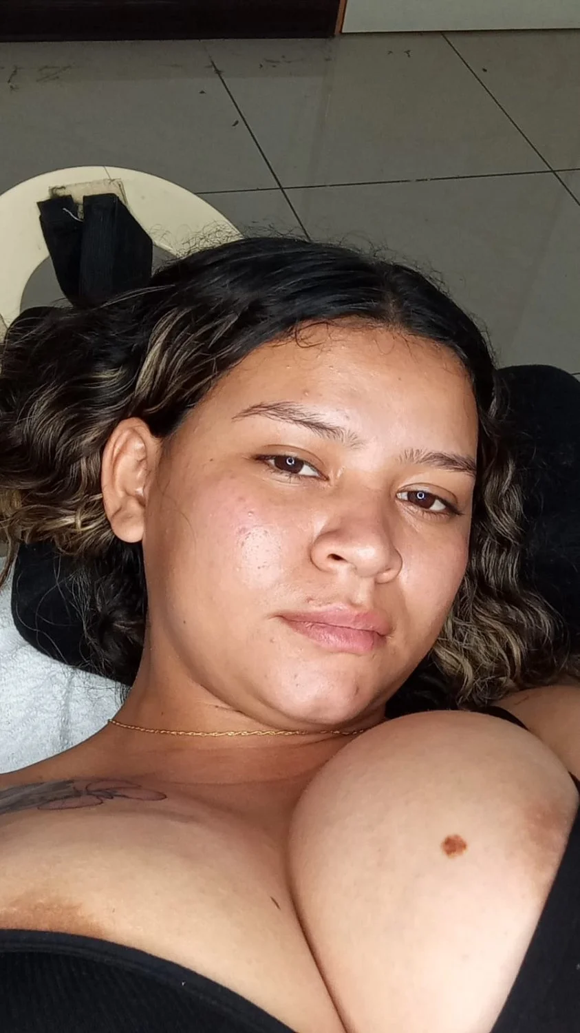 Mi ex cubriéndose mi nombre image 16
