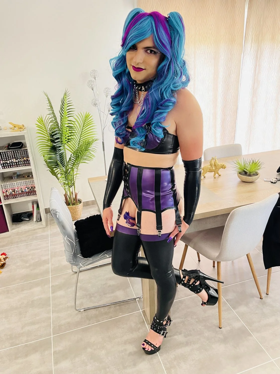 sissy kayla, in chastity, heel and latex outfit main image