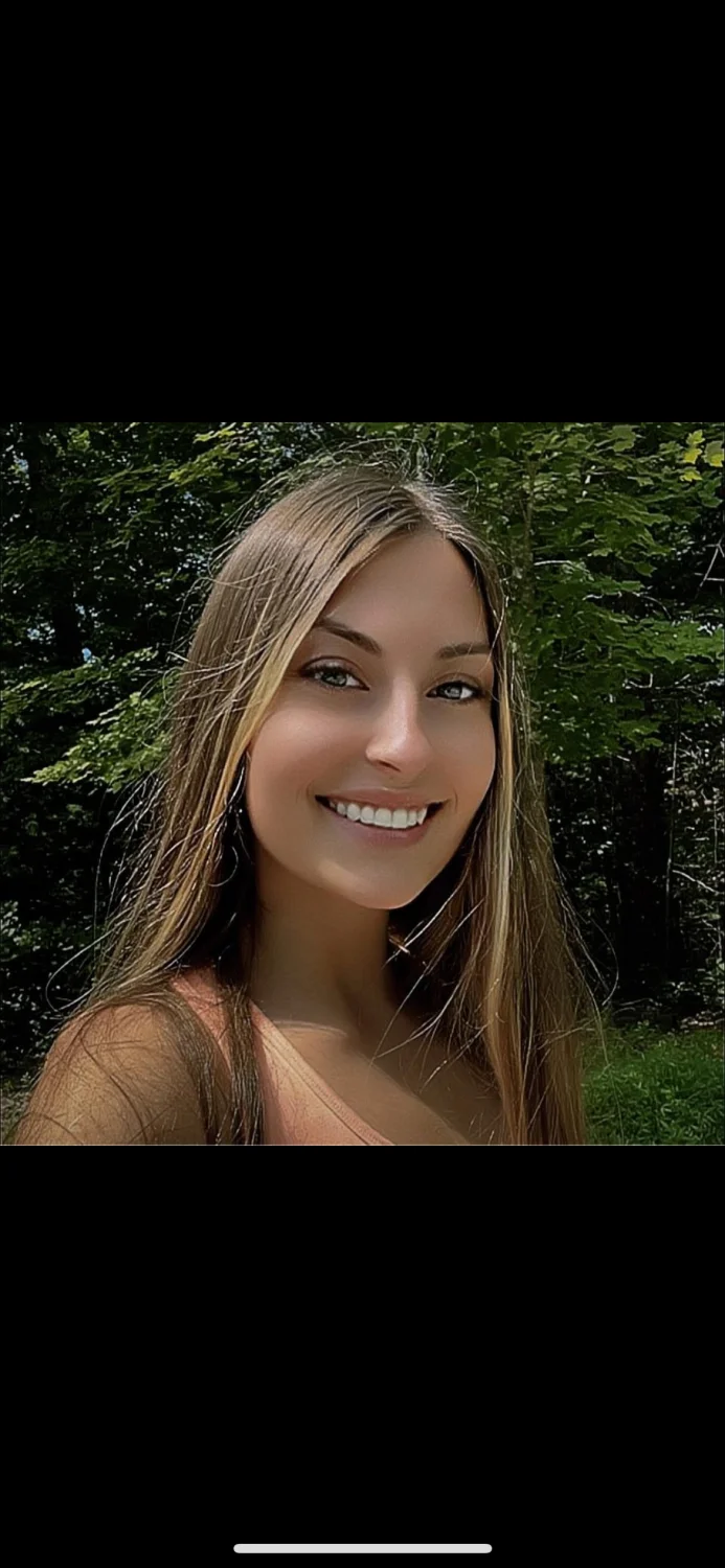 Amber L image 5