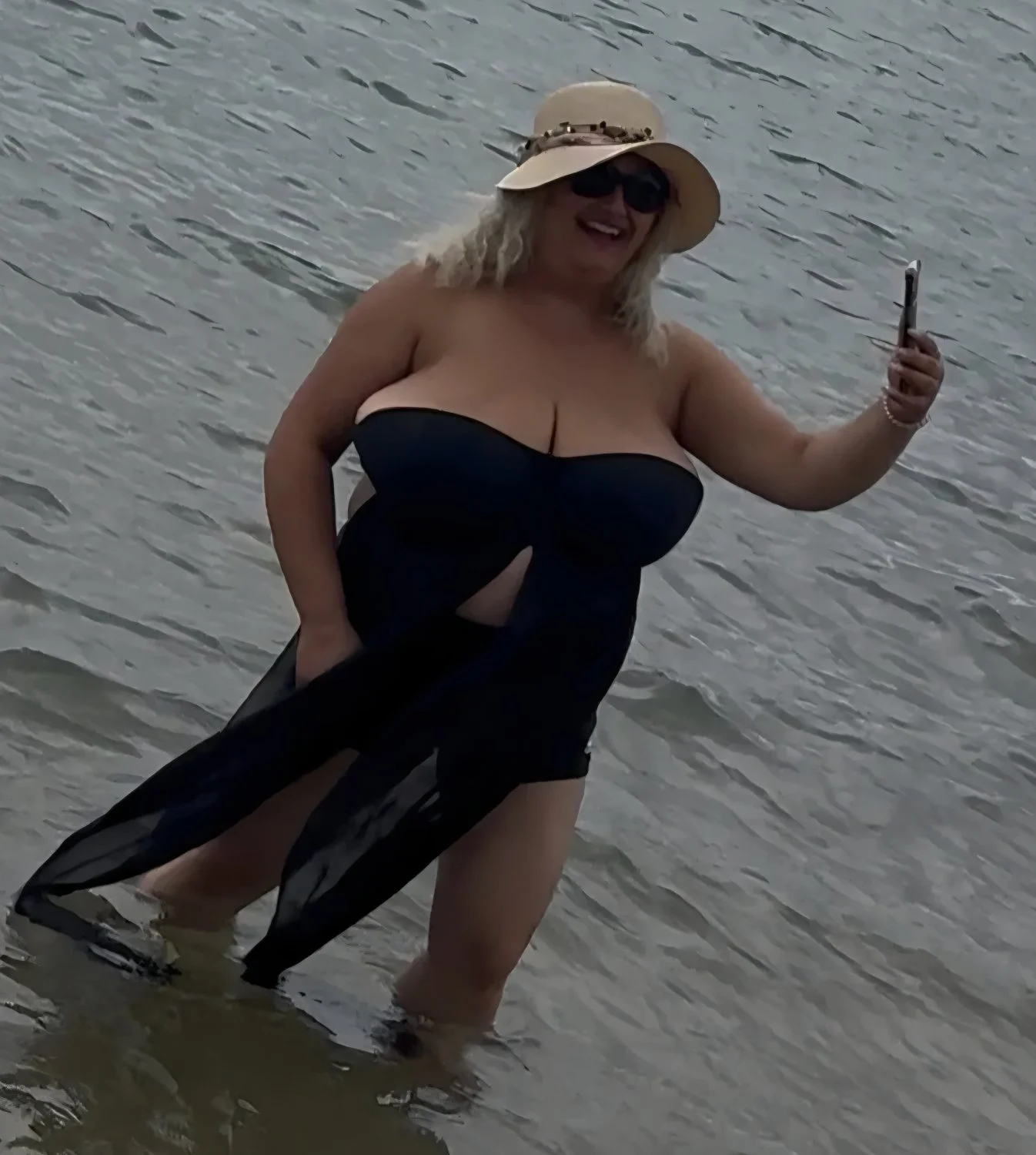 Random Huge Tits Pt 9 image 25