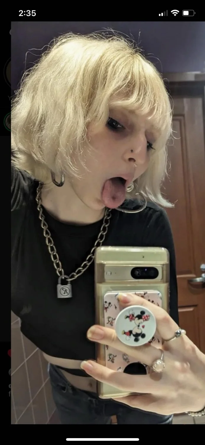 cute emo girl loves BWC image 10