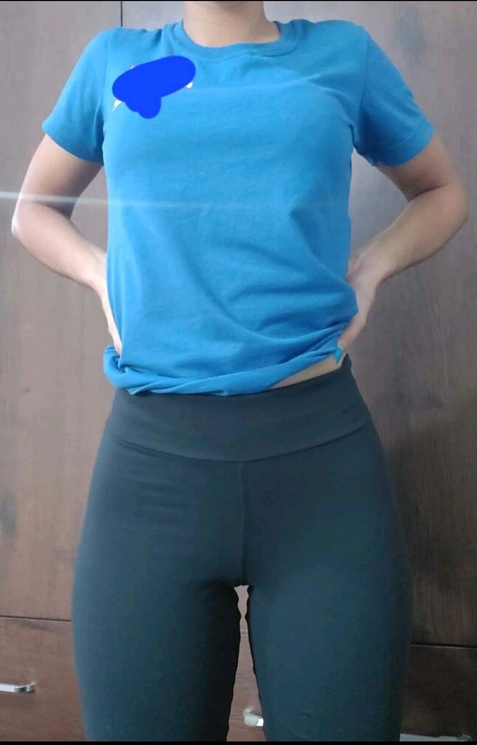 Gostosas de calça legging parte 3 image 16