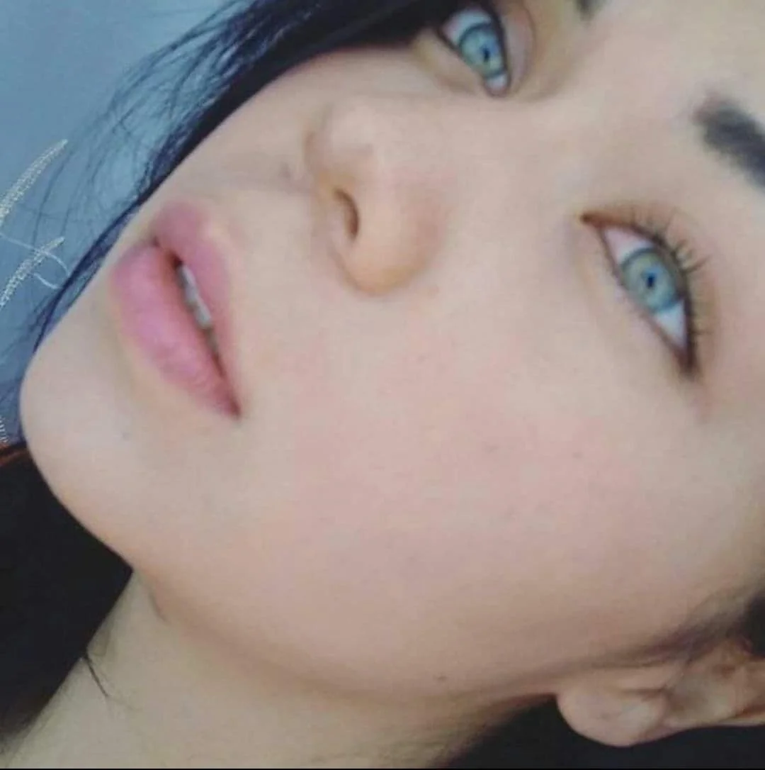 Ojos Azules image 5