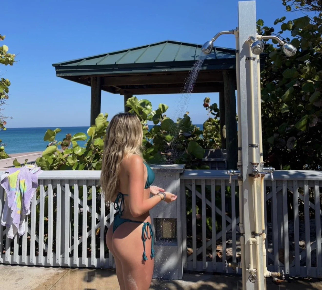 Sorority girl showing off her fat ass image 24