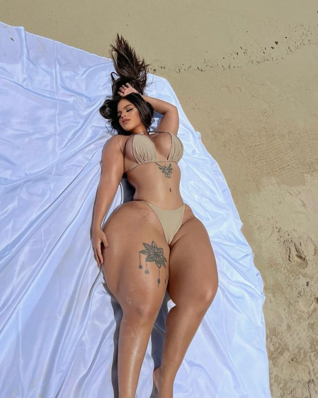 g.b huge ass image 12