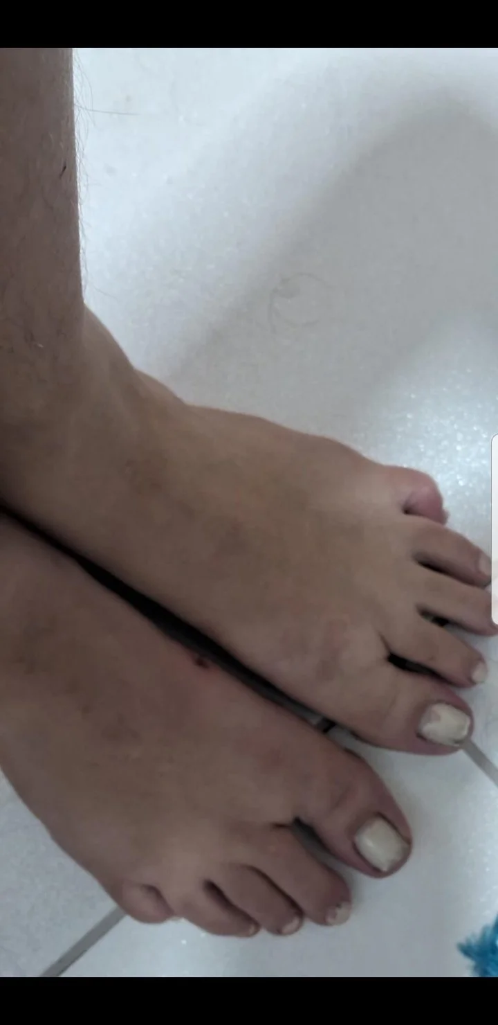 Lesbian girl naked and feet!! image 5