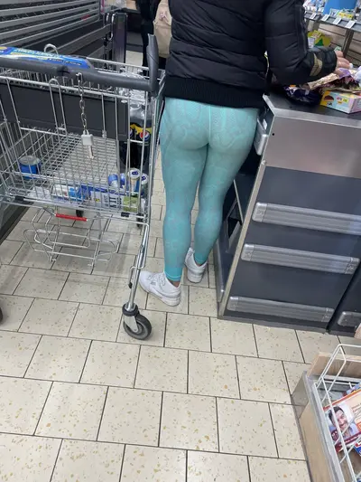 Sexy Supermarket Girls cover image