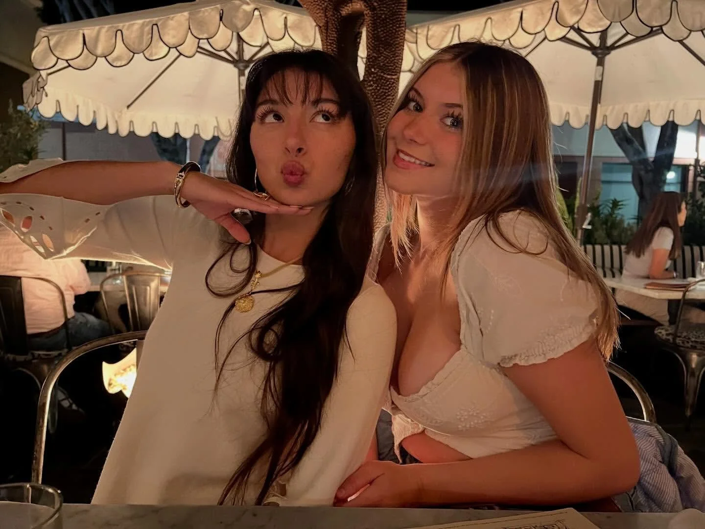Big titty Snowbunny college slut image 15