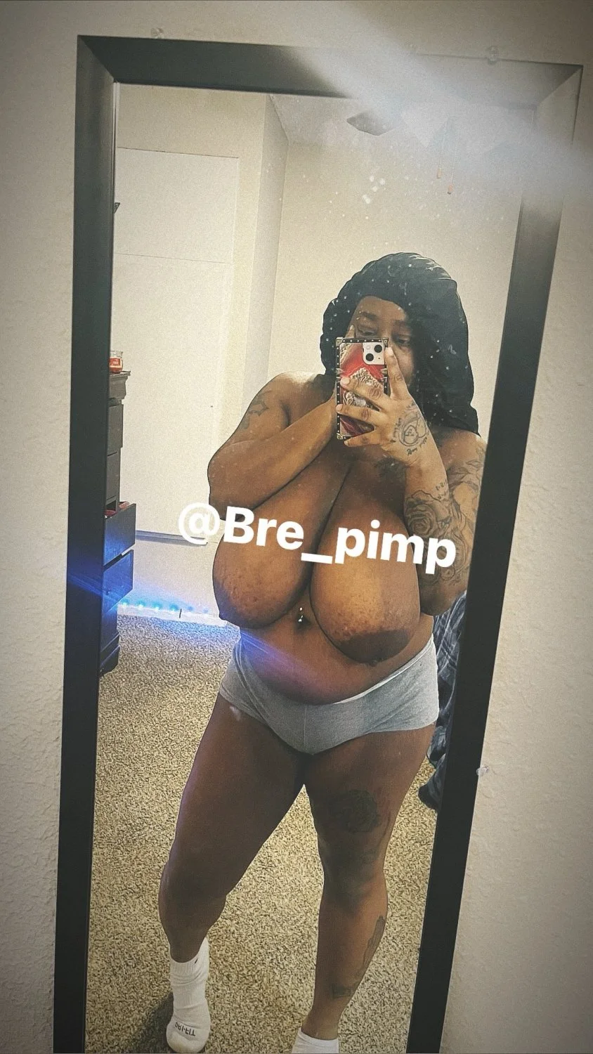 Thick with them nipples ❤️💦👀 image 15