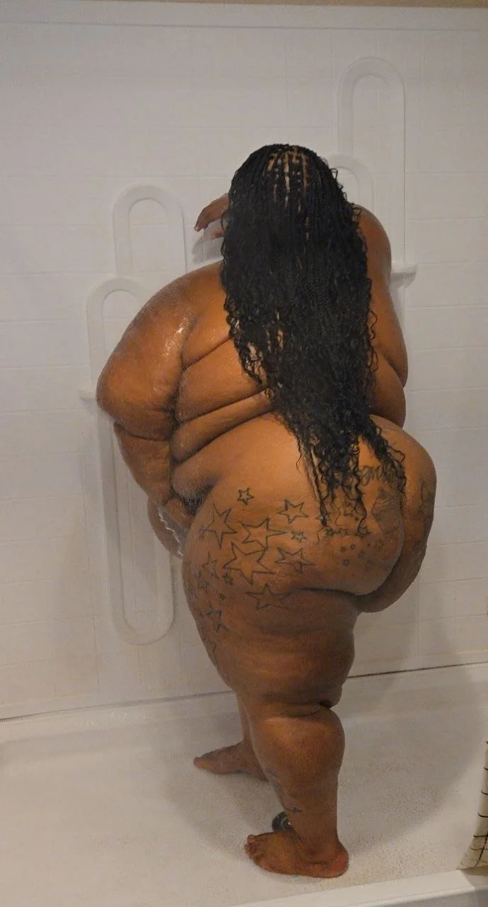 SSBBW MrzCupcakess88 Bottom Bitch again image 2