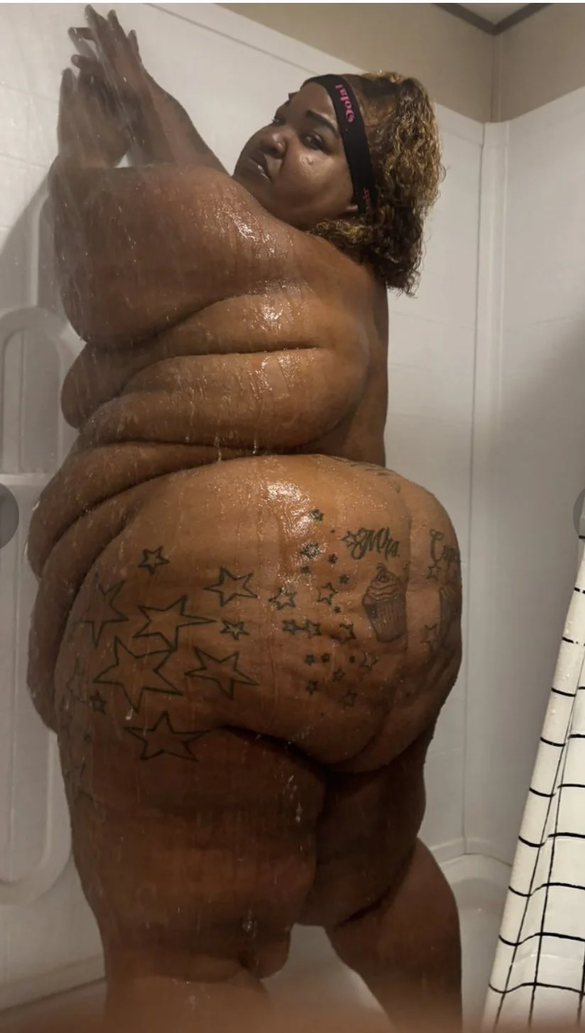 SSBBW MrzCupcakess88 Bottom Bitch again image 8