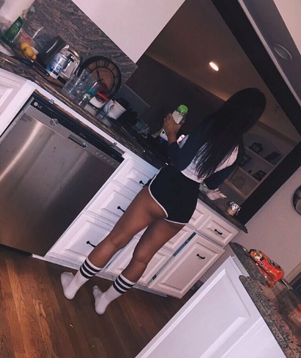 Dumb Loser can't stop leaking to his own niece. image 4