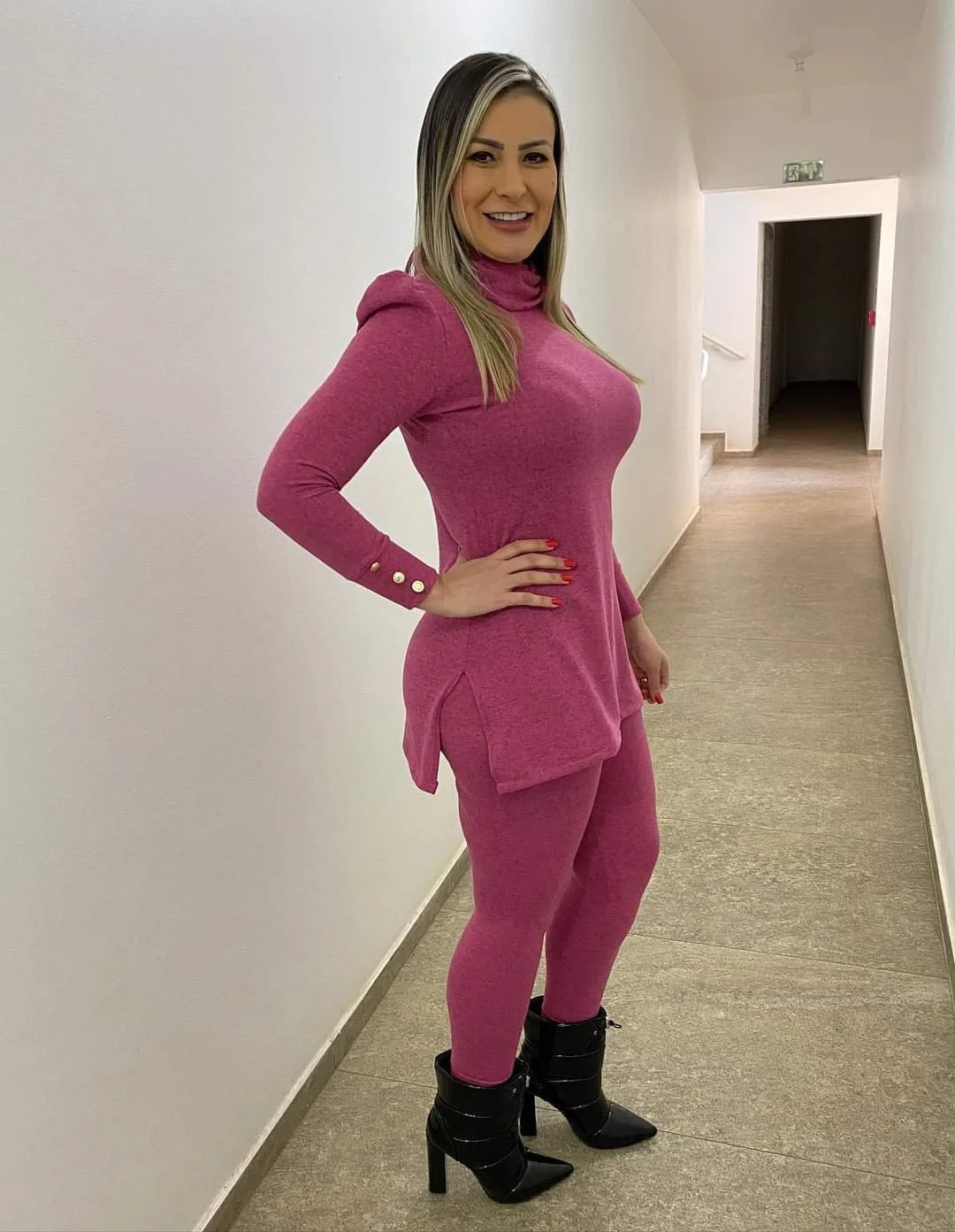 Andrēssª Uråch Antes de Virar a Puta Que é Hoje em Dia image 10