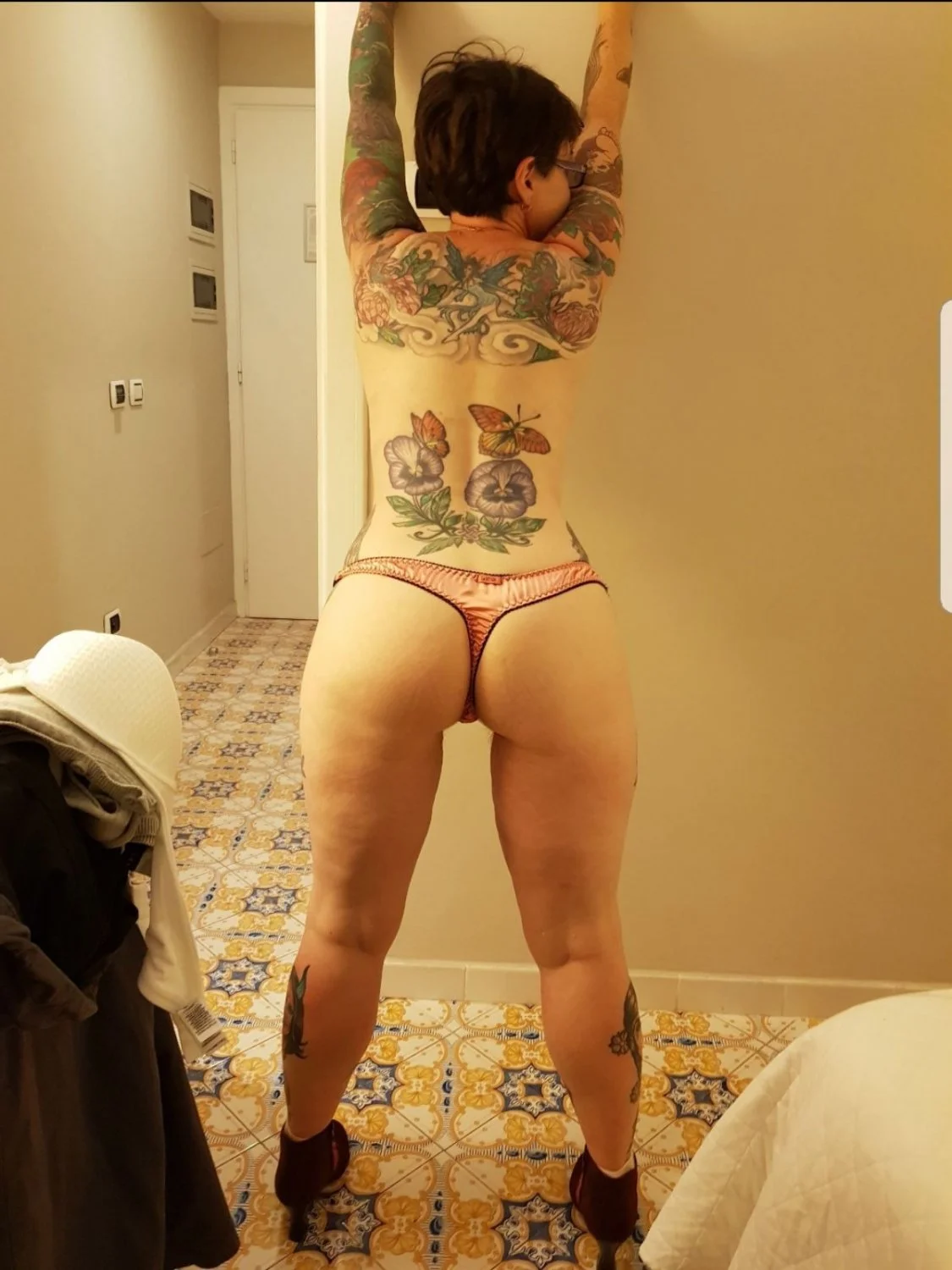 Leila image 3