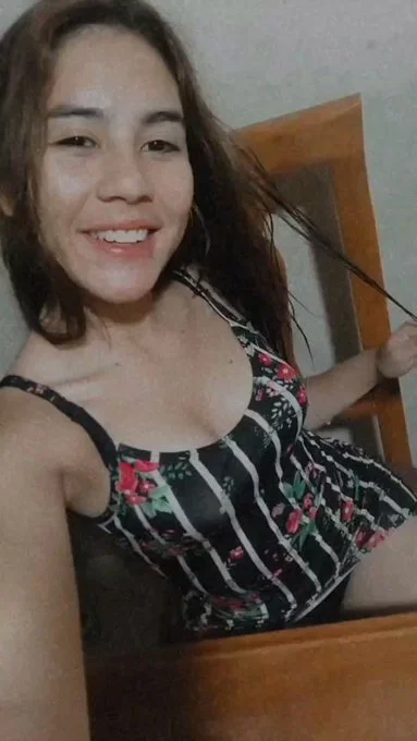 Dayanna tw paraguaya que parte la tierra ( soft) image 27