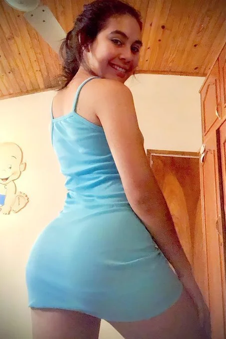 Dayanna tw paraguaya que parte la tierra ( soft) image 46