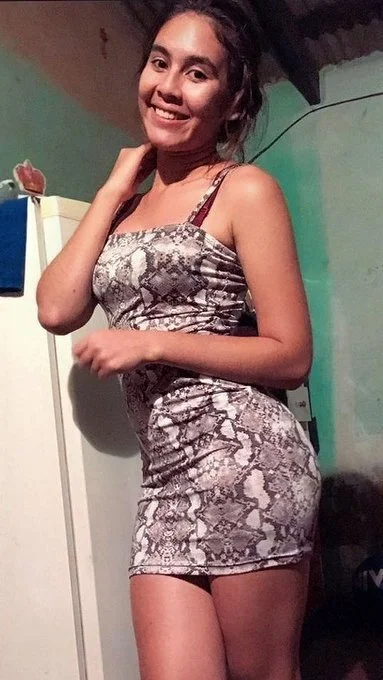 Dayanna tw paraguaya que parte la tierra ( soft) image 48