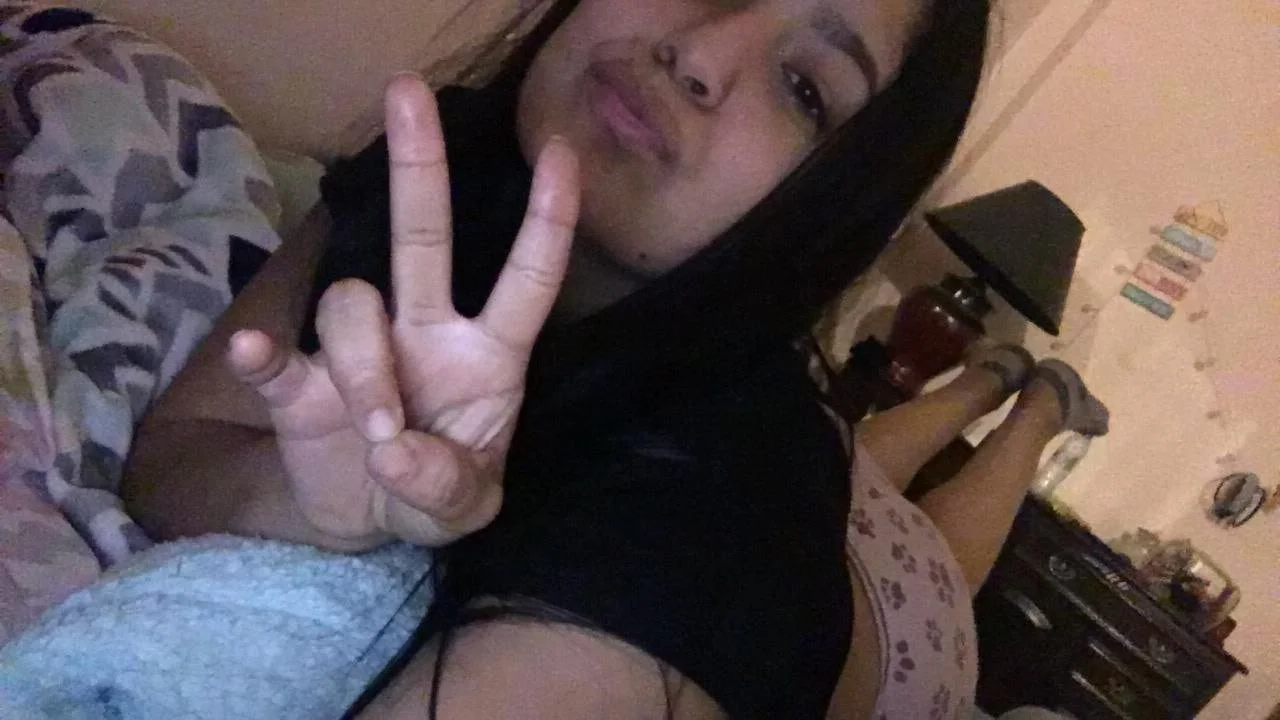 Culona tetas falsas image 4