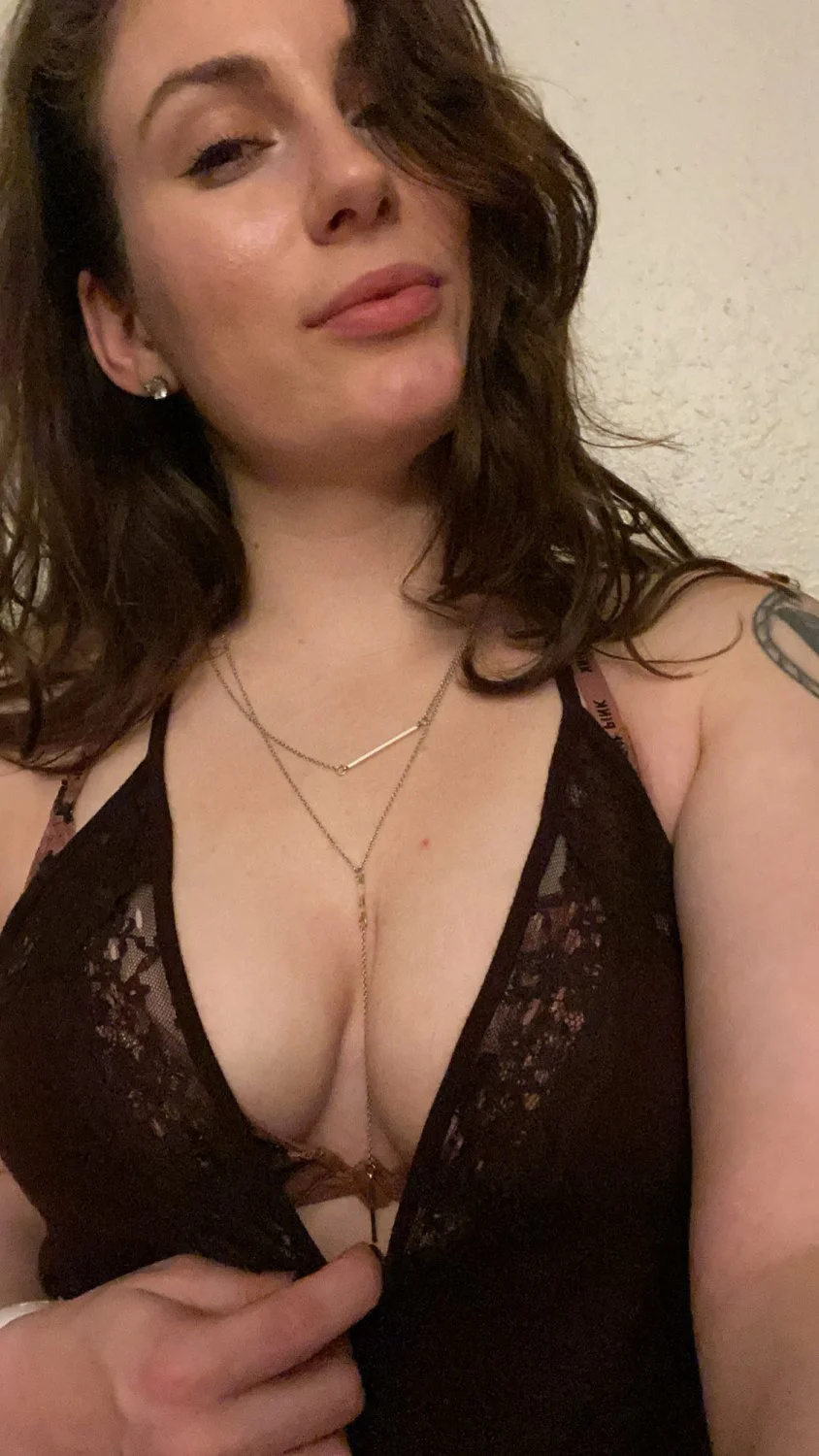 Tit flash image 1