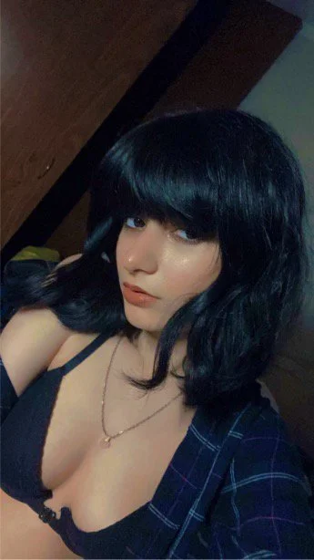 cucks e-slut michelle image 2