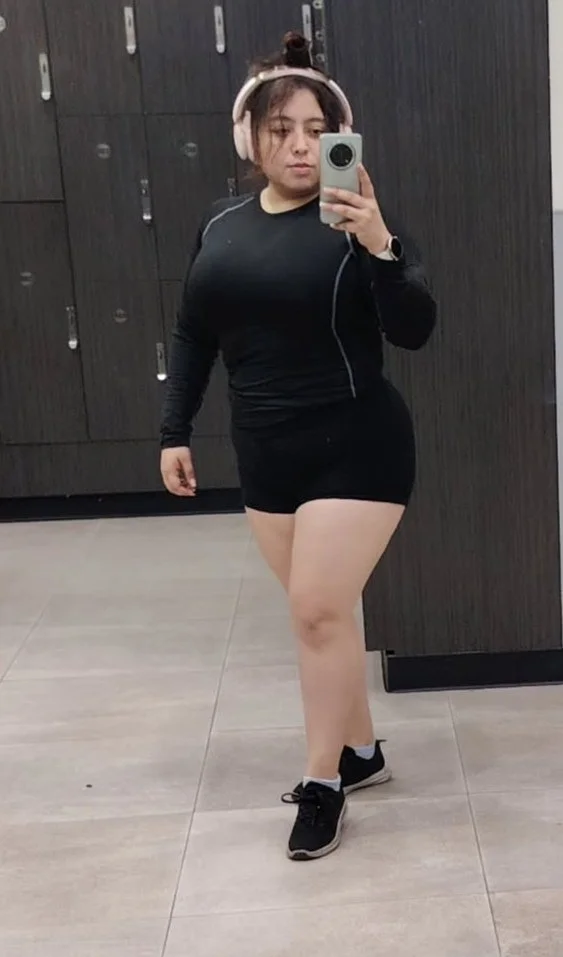 Latinas image 14