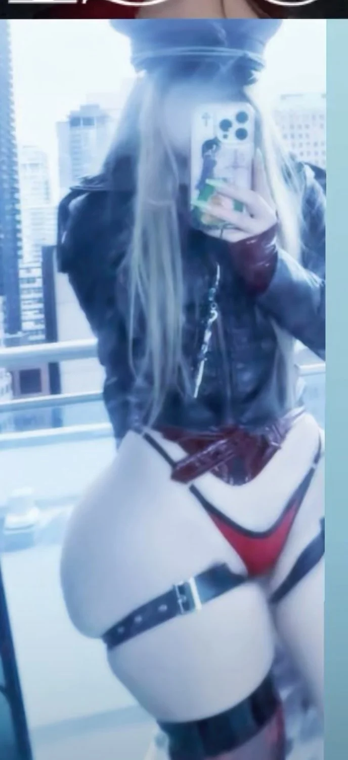 Thic goth image 3