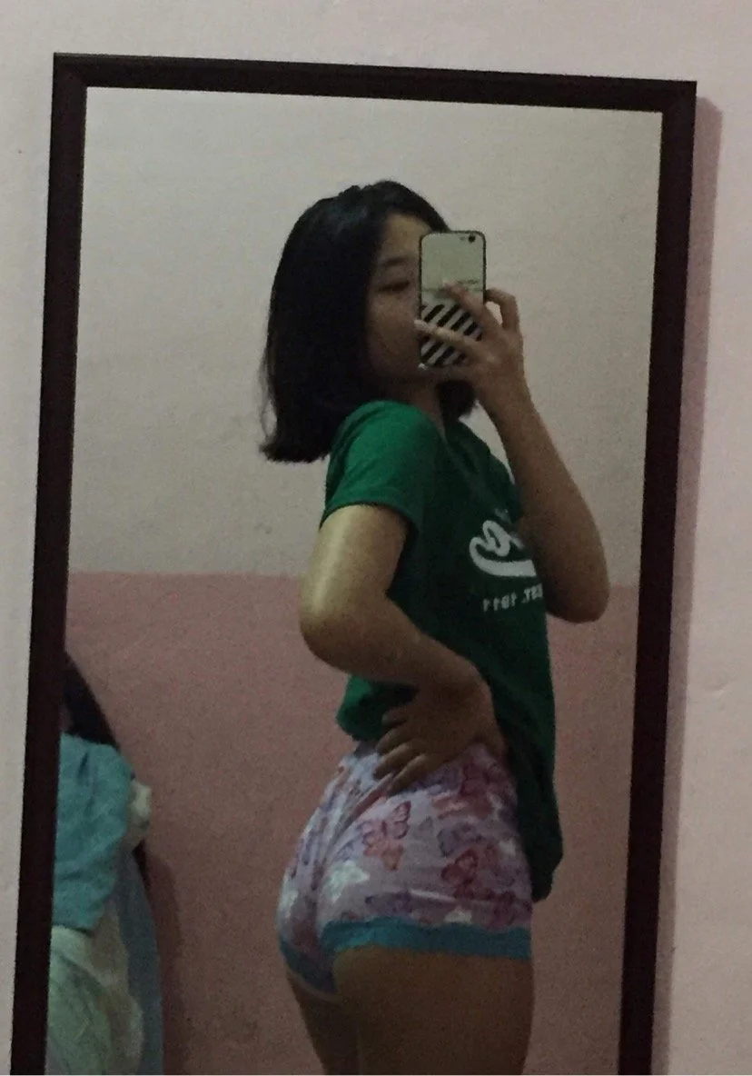 Asian Teen Sofia image 18