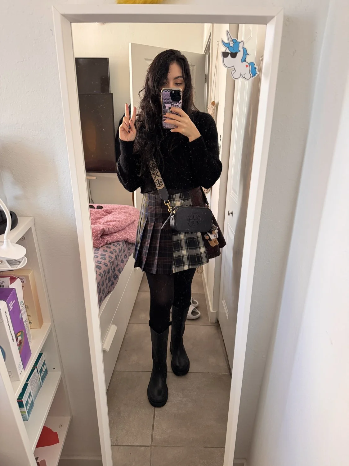Some more of her image 5