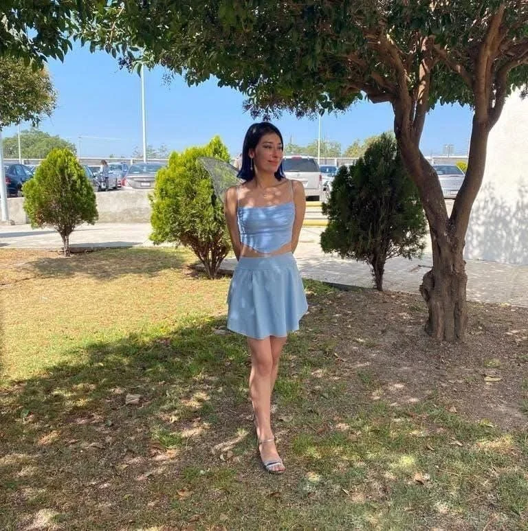 Un amigo cornudo comparte fotos de su ex para que todos la usen image 5