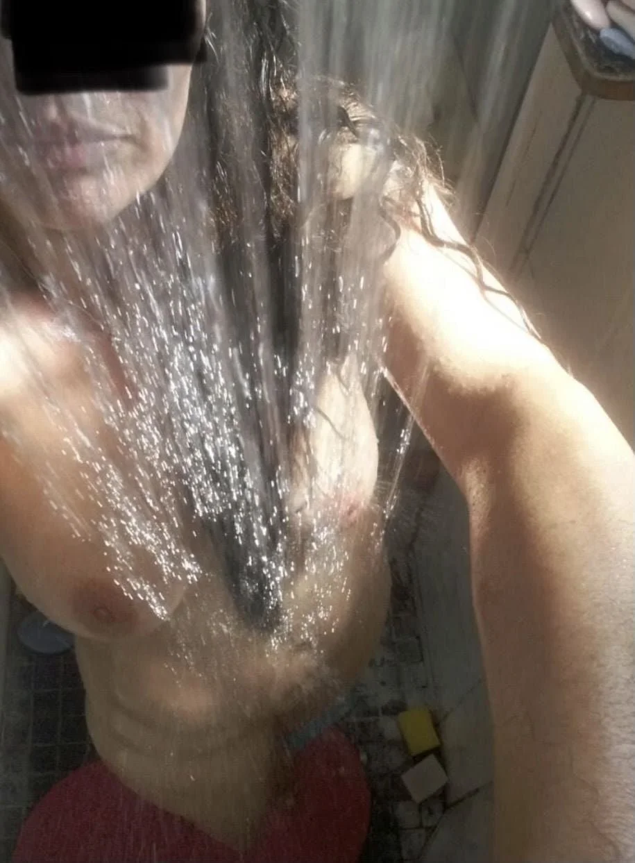 Sexy slut Sexyyy409 image 2
