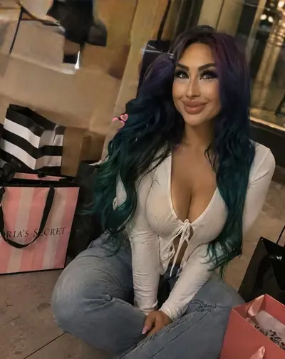 Look at my mom sexy friend. cover image