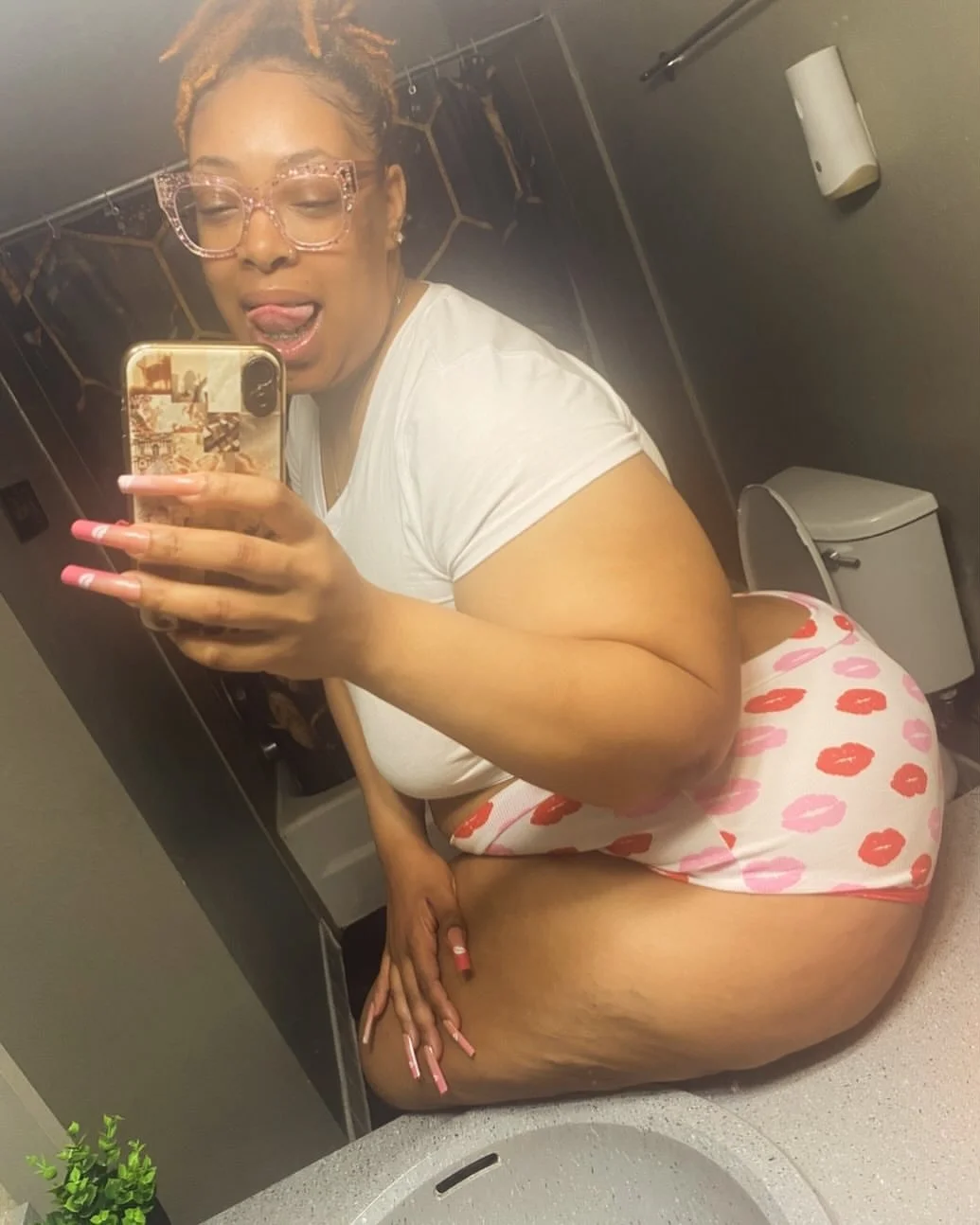 Sexy Ebony BBW image 34