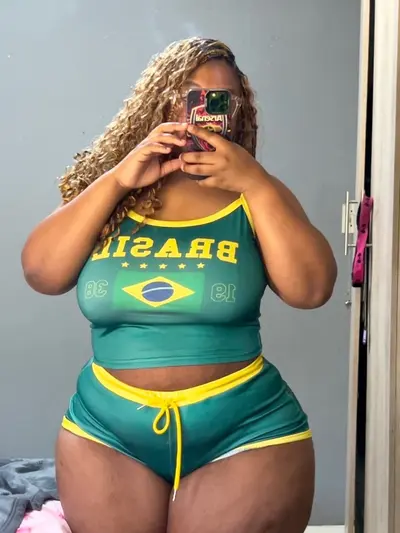Made for gooning 💦🍆 And going balls deep ! cover image