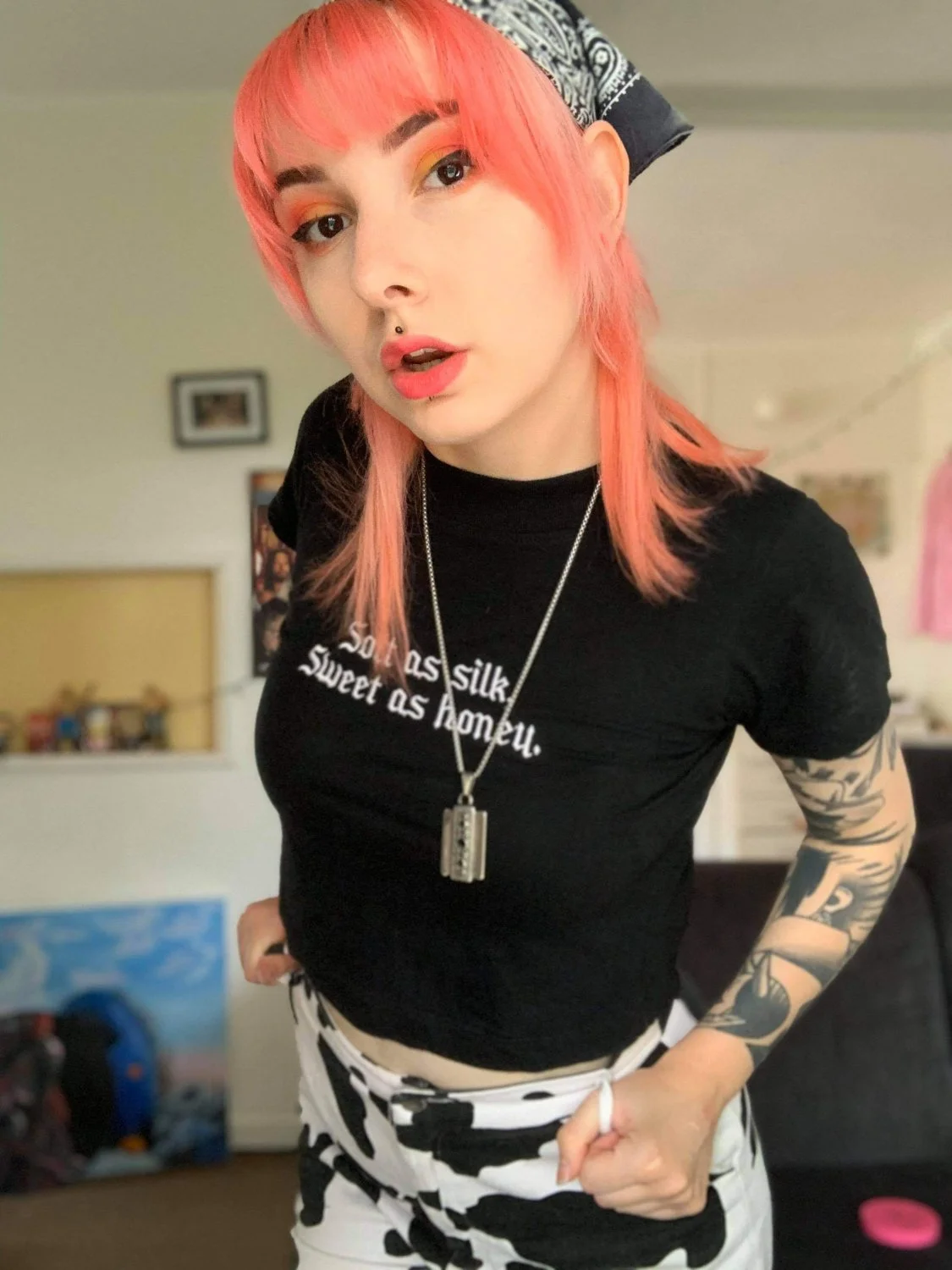 SlutArrest - Ren, 20, UK image 9