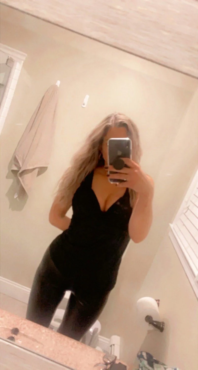 37 Years Old Milf image 7