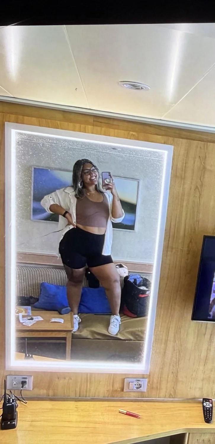 wet pussy mexican bbw cheater sends me snaps behind clueless husbands back. image 1