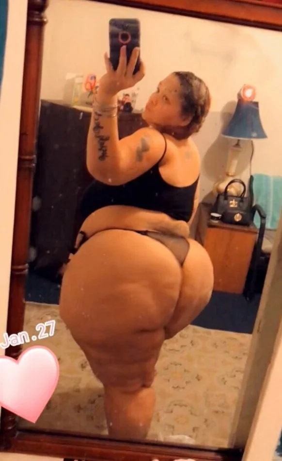 ChuNky Lat1nA bbw b0otY !! image 34