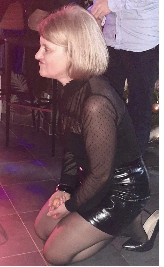 Mature PAWG Wife image 27