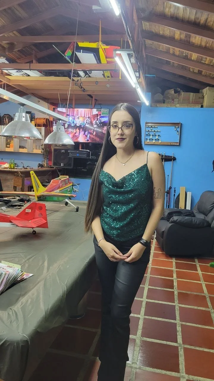 Nerd fudendo com seu namorado no PH image 9