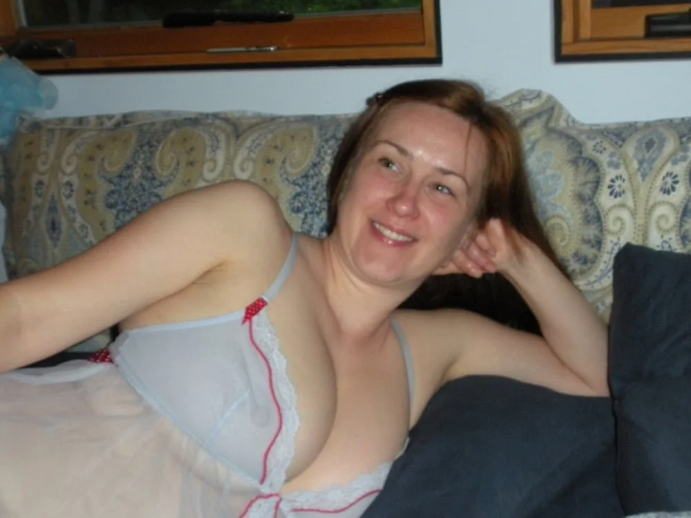 Melissa - Someones Busty GF. (x3) image 20