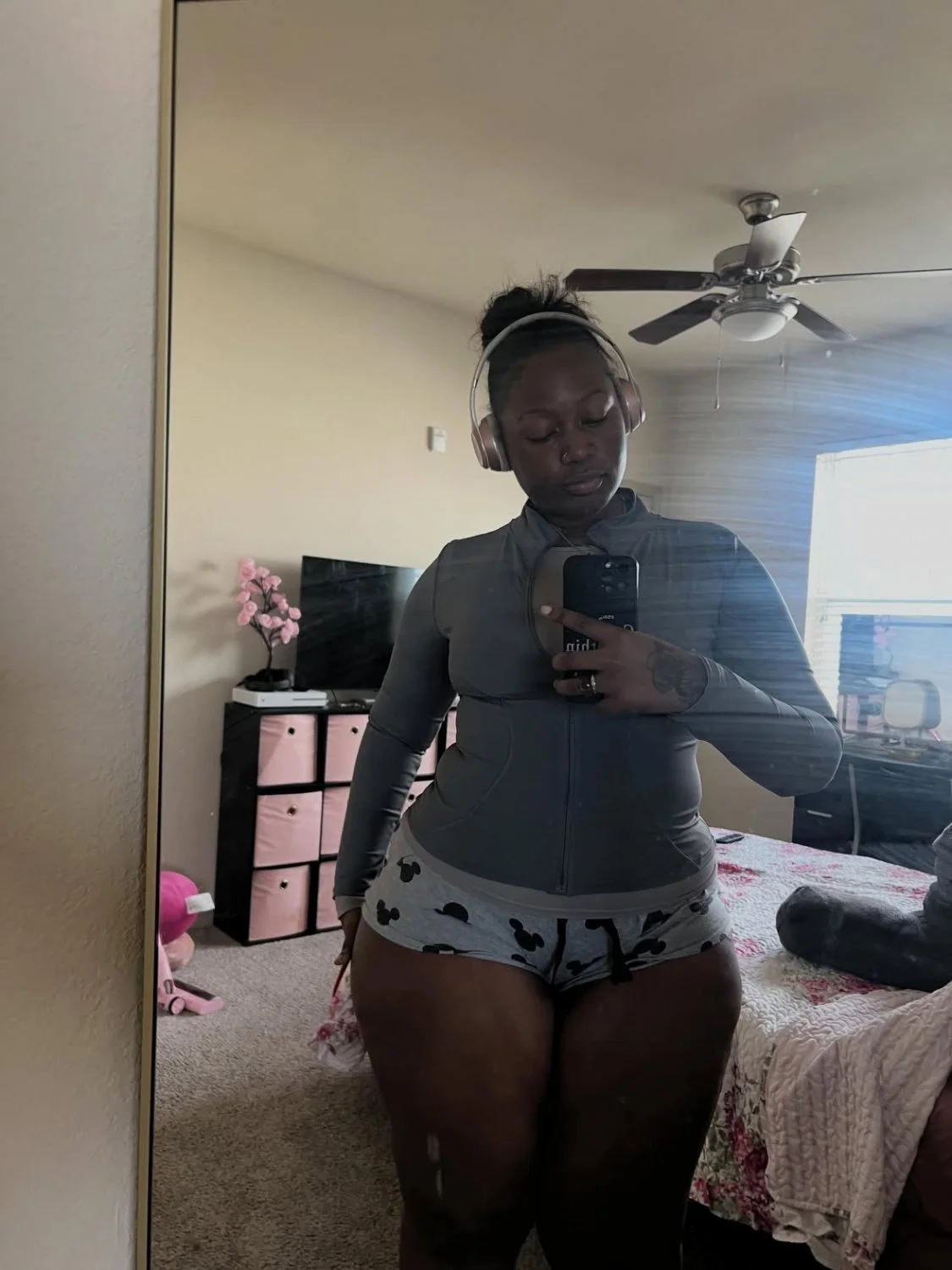 Made for gooning 💦🍆 And going balls deep ! image 5