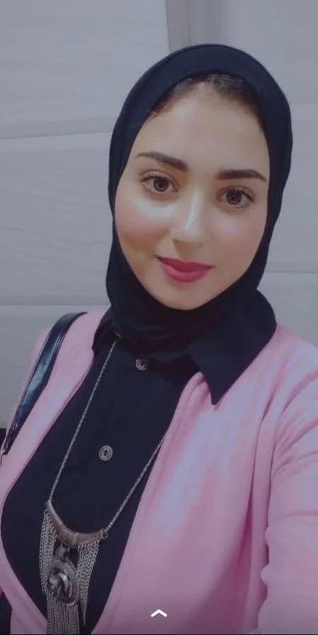Veiled Arab woman with a white European body image 2