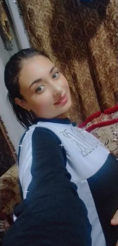 Veiled Arab woman with a white European body image 3