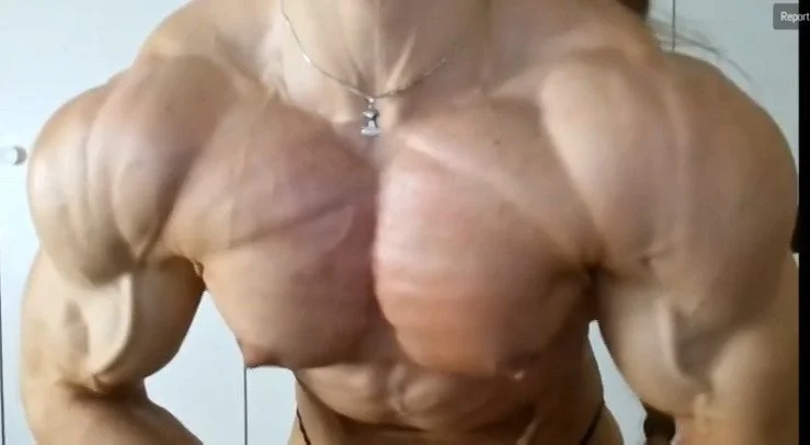 Mrs Jansen bodybuilding strip main image