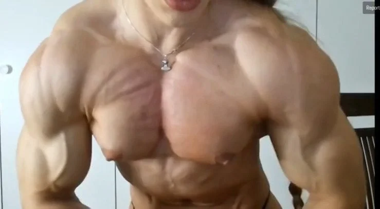Mrs Jansen bodybuilding strip image 5